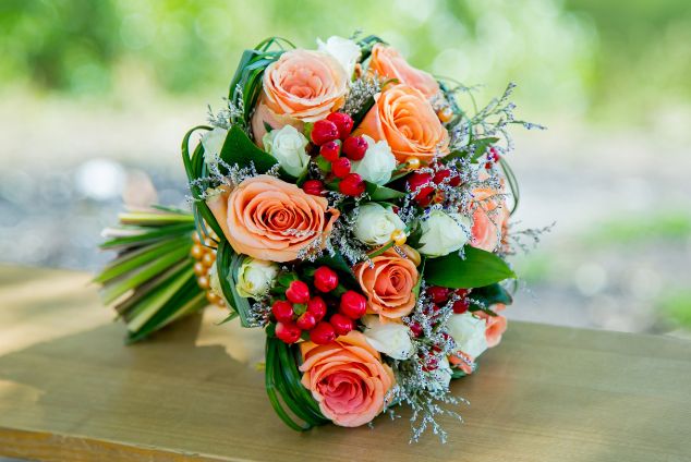 Autumnal wedding bouquet