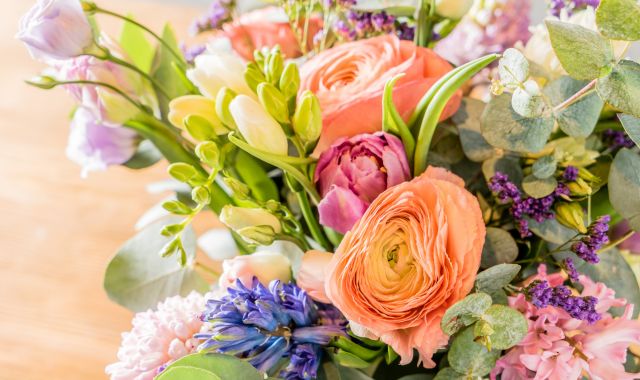 spring flowers bouquet