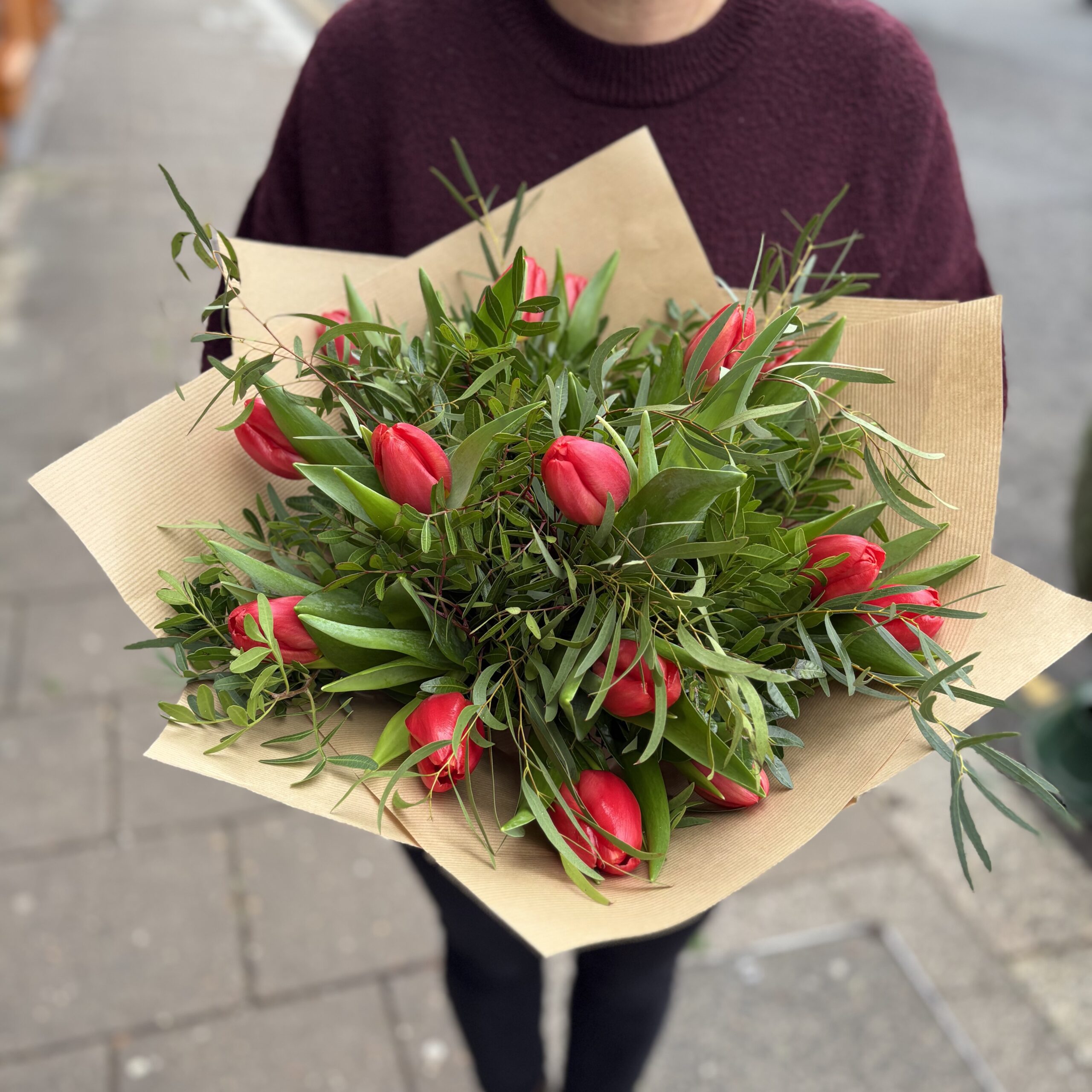 Festive Tulip Bouquet - Image 2