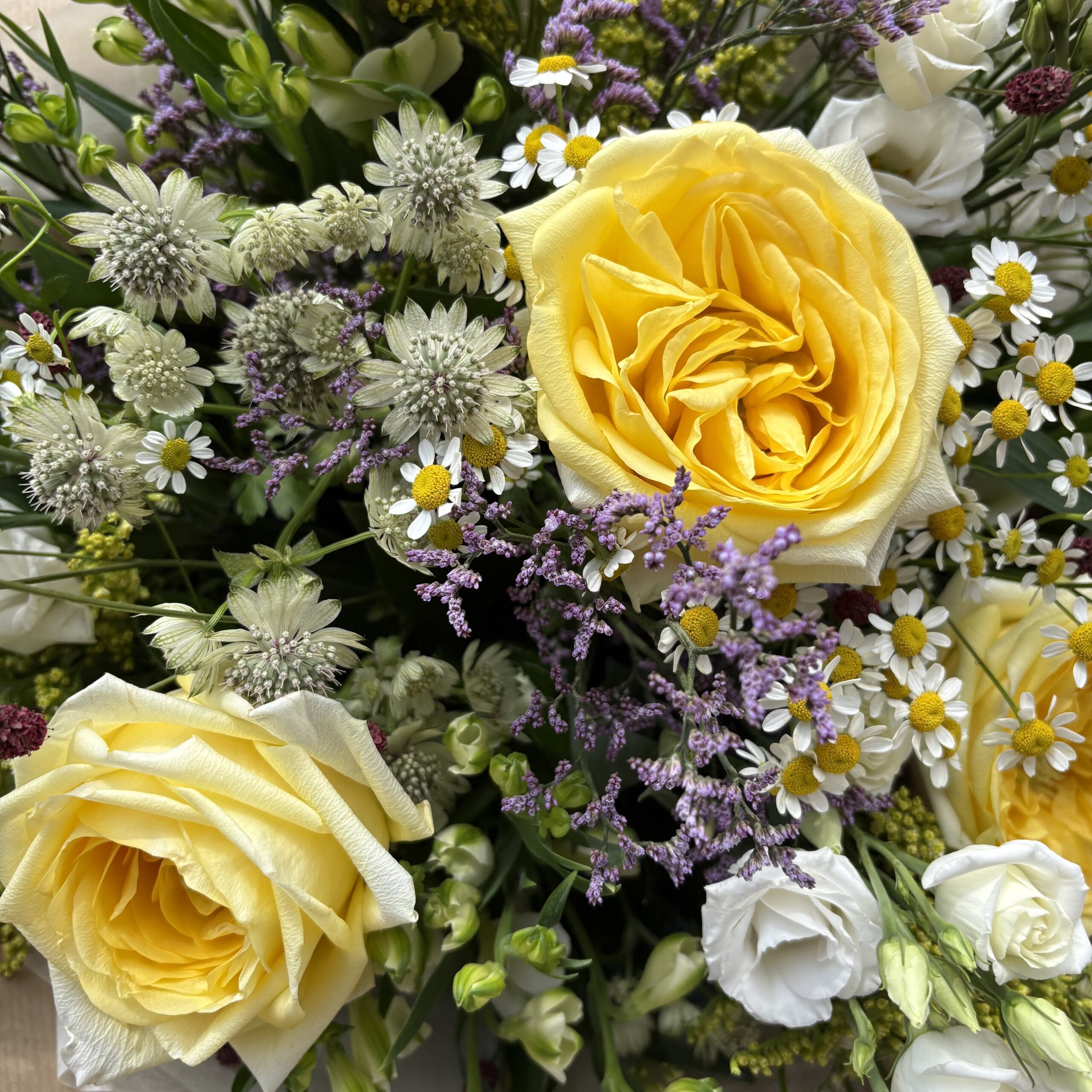 Lemon and Purple Bouquet - Image 3